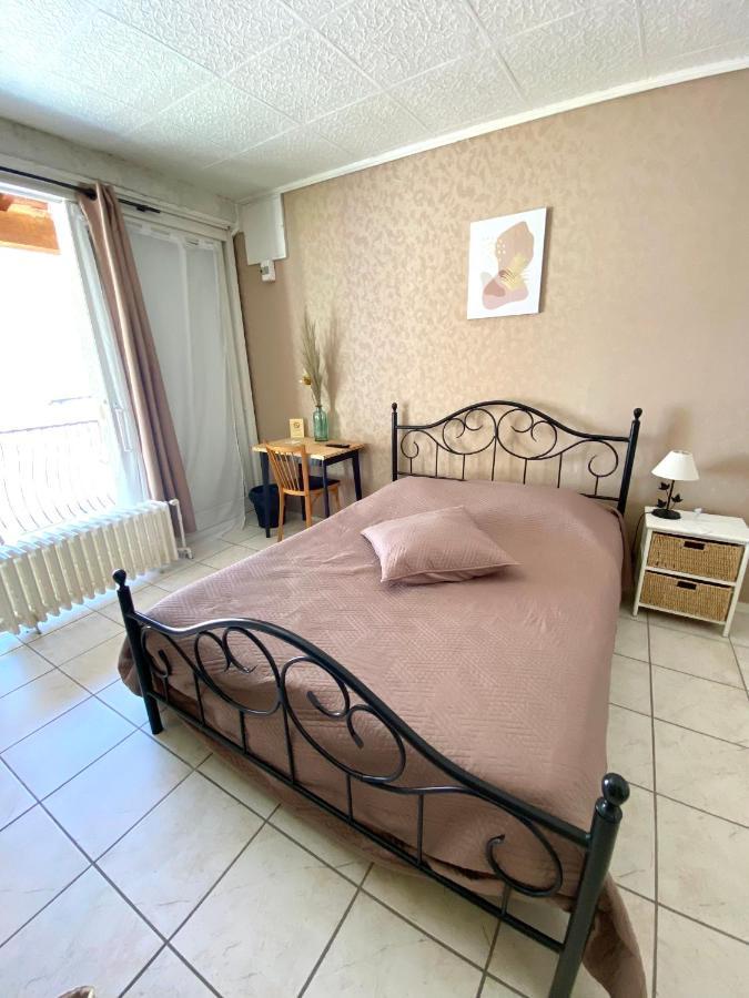 Les Voyageurs Hotel Charols Eksteriør billede
